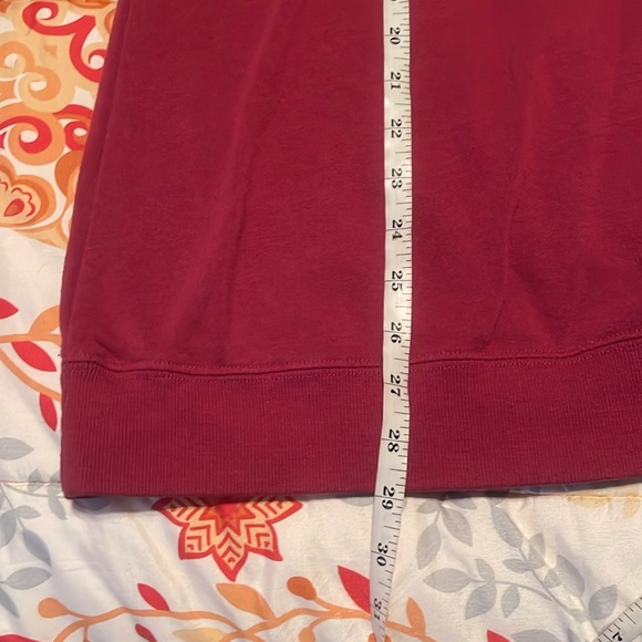 Torrid silent stare sweatshirt size 2 2X - Picture 7 of 8